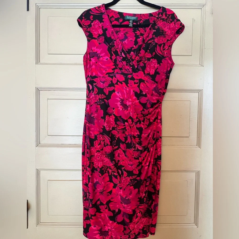Women’s size 10 Lauren Ralph Lauren capped Sleeveless Floral Dress flowers wrap - Picture 1 of 15
